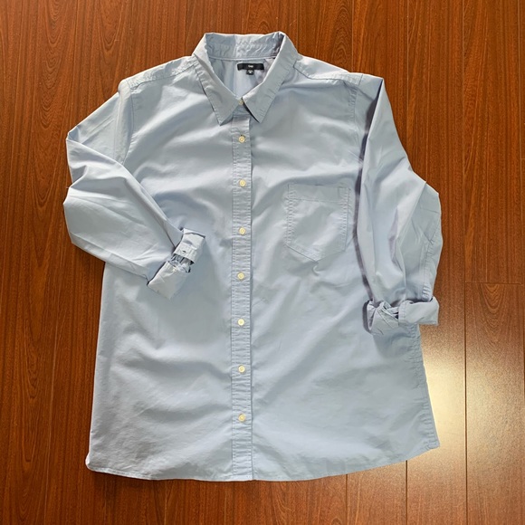 Final price! Gap Button Down w/ Pocket